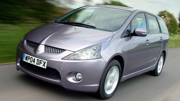 Mitsubishi Grandis (2003-2011)