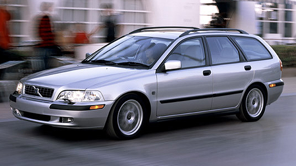Volvo V40 (2003-2004)